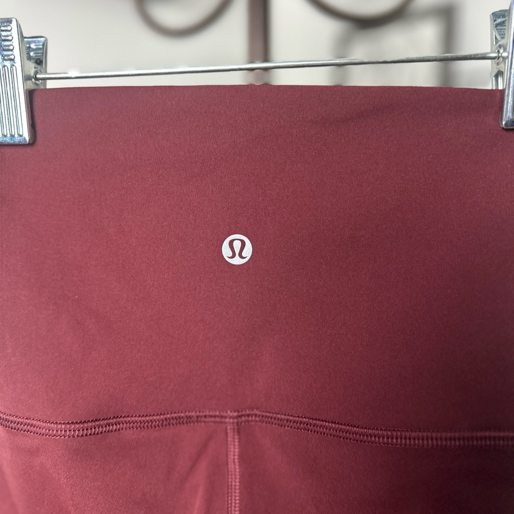 LULULEMON Wunder Under High-Rise Crop 23" *Roll Down Scallop SIZE 2 - Picture 8 of 9
